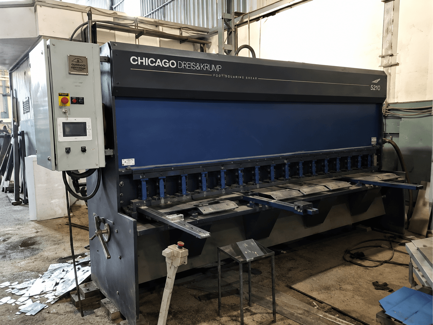 SHEARING MACHINE