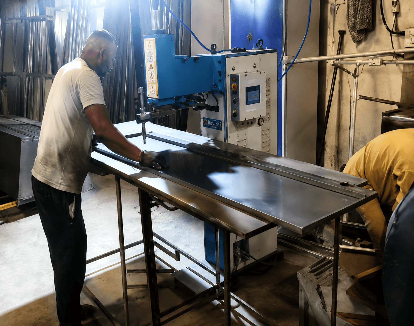 SPOT WELDING MACHINE
